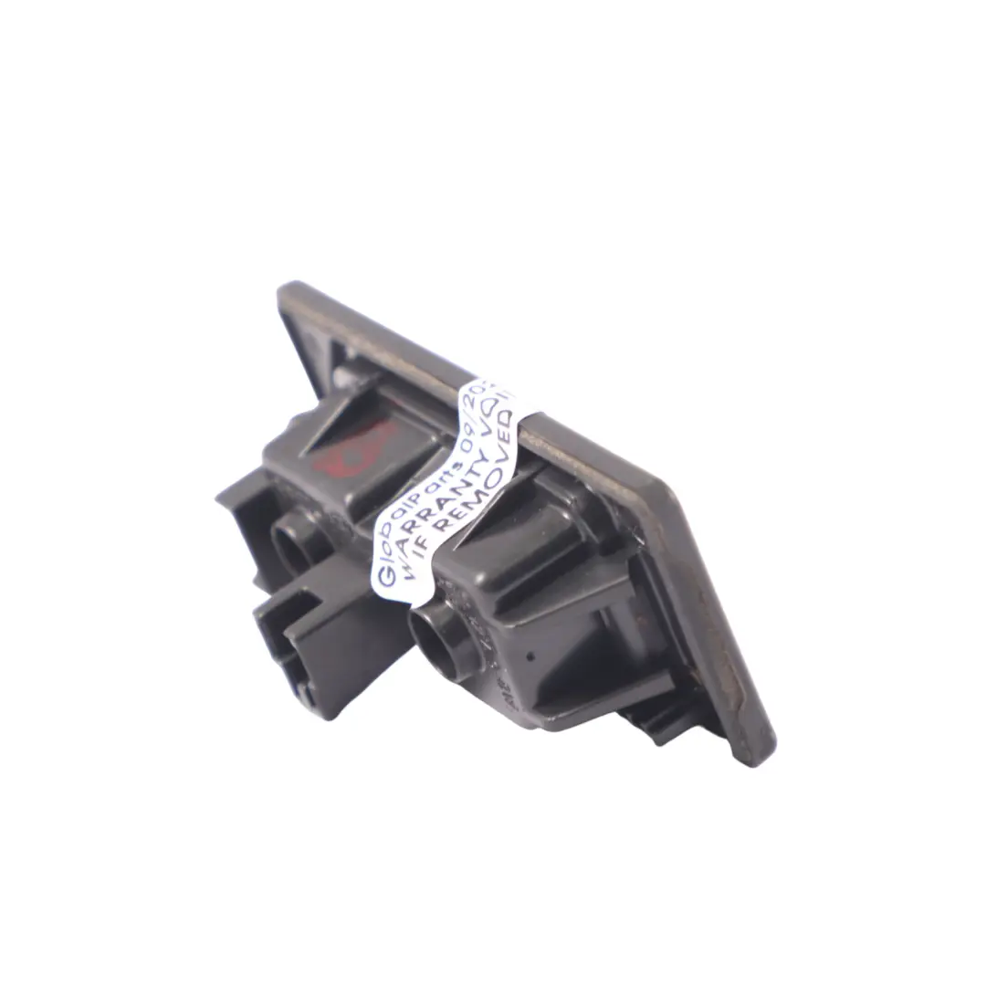 Volkswagen Passat B7 Lampe Eclairage Plaque d'Immatriculation Arrière - SKU 3AF943021A - Numéro de pièce 3AF943021A