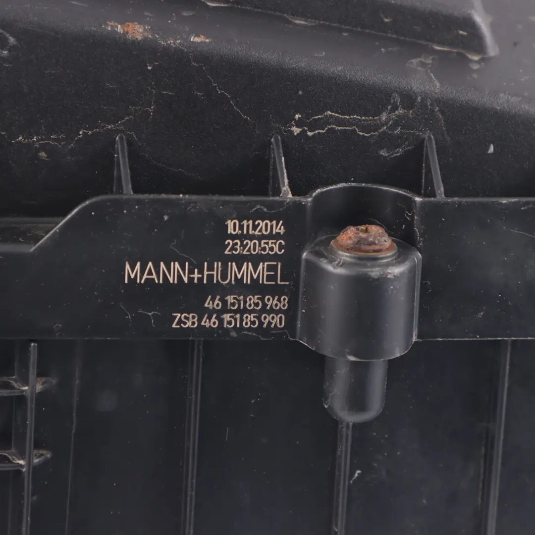 Obudowa filtra powietrza do VW Volkswagen Tiguan 5N 2.0 TDI o numerze 3C0129607AS VW Volkswagen Tiguan 5N 2.0 TDI Obudowa filtra powietrza - SKU 3C0129607AS - Numer Części 3C0129607AS