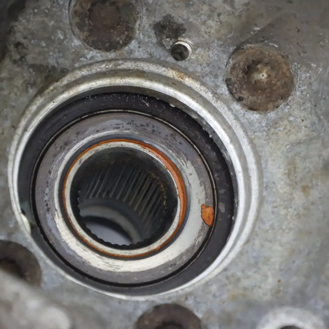 Zwrotnica Piasta Zawieszenie Koła Prawy Tył do Audi A3 8P o numerze 3C0505434G Audi A3 8P Zwrotnica Piasta Zawieszenie Koła Prawy Tył - SKU 3C0505434G - Numer Części 3C0505434G