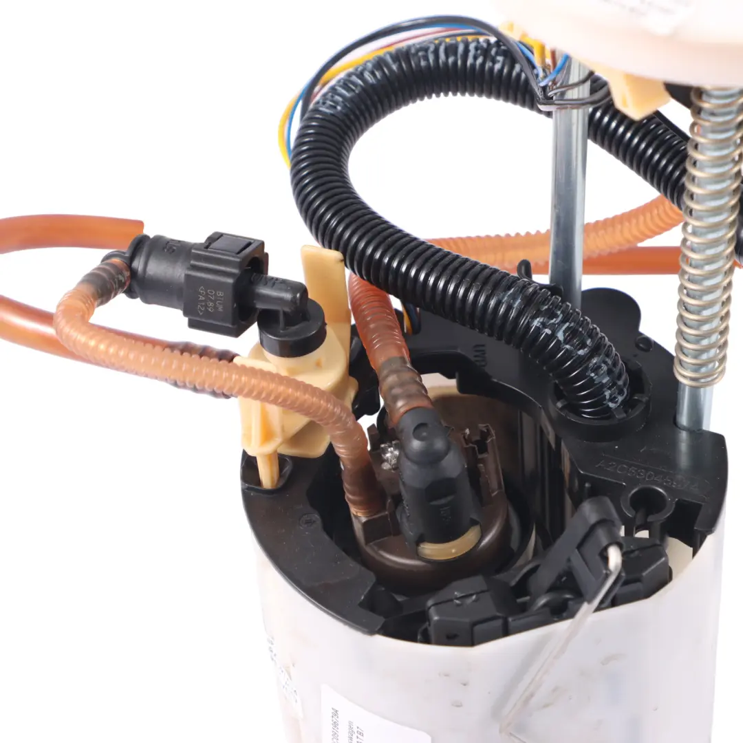 Conjunto Bomba De Combustible 3AA919051C para Volkswagen Passat B7 con número de pieza 3C0919679A Volkswagen Passat B7 Conjunto Bomba De Combustible 3AA919051C - SKU 3C0919679A - Número de pieza 3C0919679A