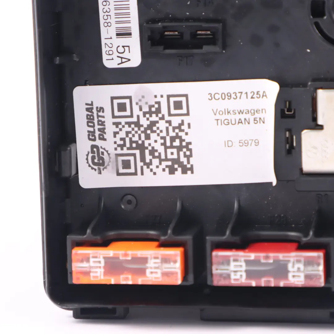 Volkswagen Tiguan 5N Skrzynka Bezpieczników - SKU 3C0937125A - Numer Części 3C0937125A