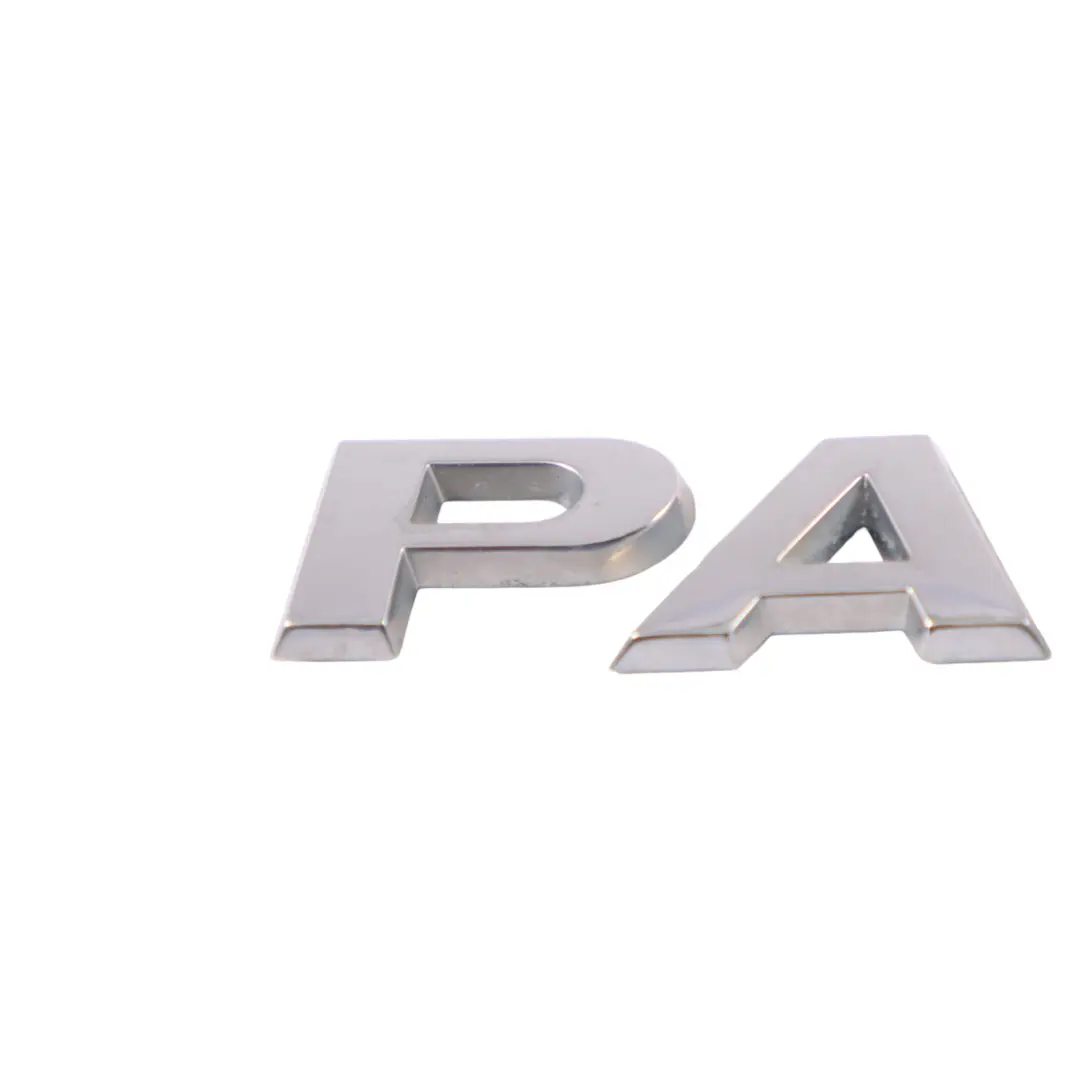 Volkswagen Passat B7 Emblema del Portón Trasero Insignia del Maletero - SKU 3C8853687A - Número de pieza 3C8853687A