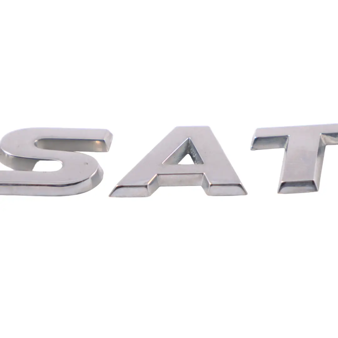 Volkswagen Passat B7 Emblema del Portón Trasero Insignia del Maletero - SKU 3C8853687A - Número de pieza 3C8853687A
