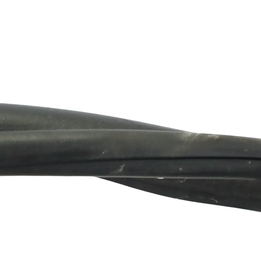 Volkswagen Passat B7 Boot Trunk Tailgate Sealing Rubber Gasket Seal - SKU 3C9827705 - Part number 3C9827705
