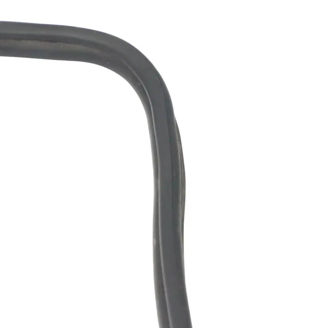 Boot Trunk Tailgate Sealing Rubber Gasket Seal to Volkswagen Passat B7 with Part number 3C9827705 Volkswagen Passat B7 Boot Trunk Tailgate Sealing Rubber Gasket Seal - SKU 3C9827705 - Part number 3C9827705