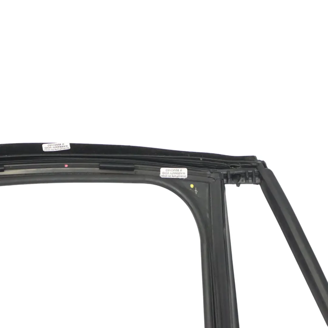 Joint de Vitre Porte Arrière Gauche d'Etanchéité pour Volkswagen Passat B7 à propos du numéro de pièce 3C9839431H Volkswagen Passat B7 Joint de Vitre Porte Arrière Gauche d'Etanchéité - SKU 3C9839431H - Numéro de pièce 3C9839431H
