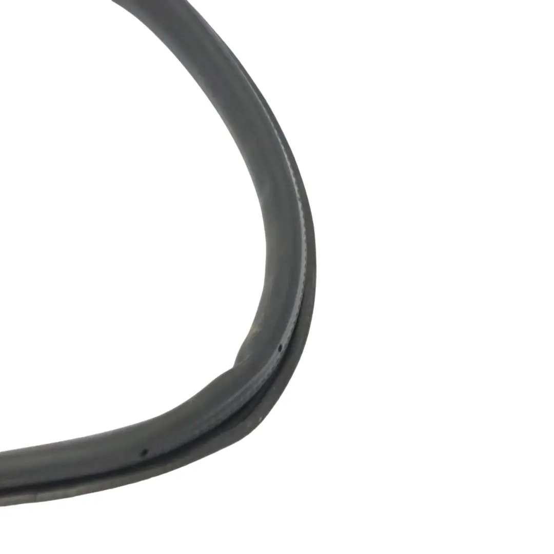 Joint de Porte Arrière Gauche Caoutchouc pour Volkswagen Passat B7 à propos du numéro de pièce 3C9867913C Volkswagen Passat B7 Joint de Porte Arrière Gauche Caoutchouc - SKU 3C9867913C - Numéro de pièce 3C9867913C