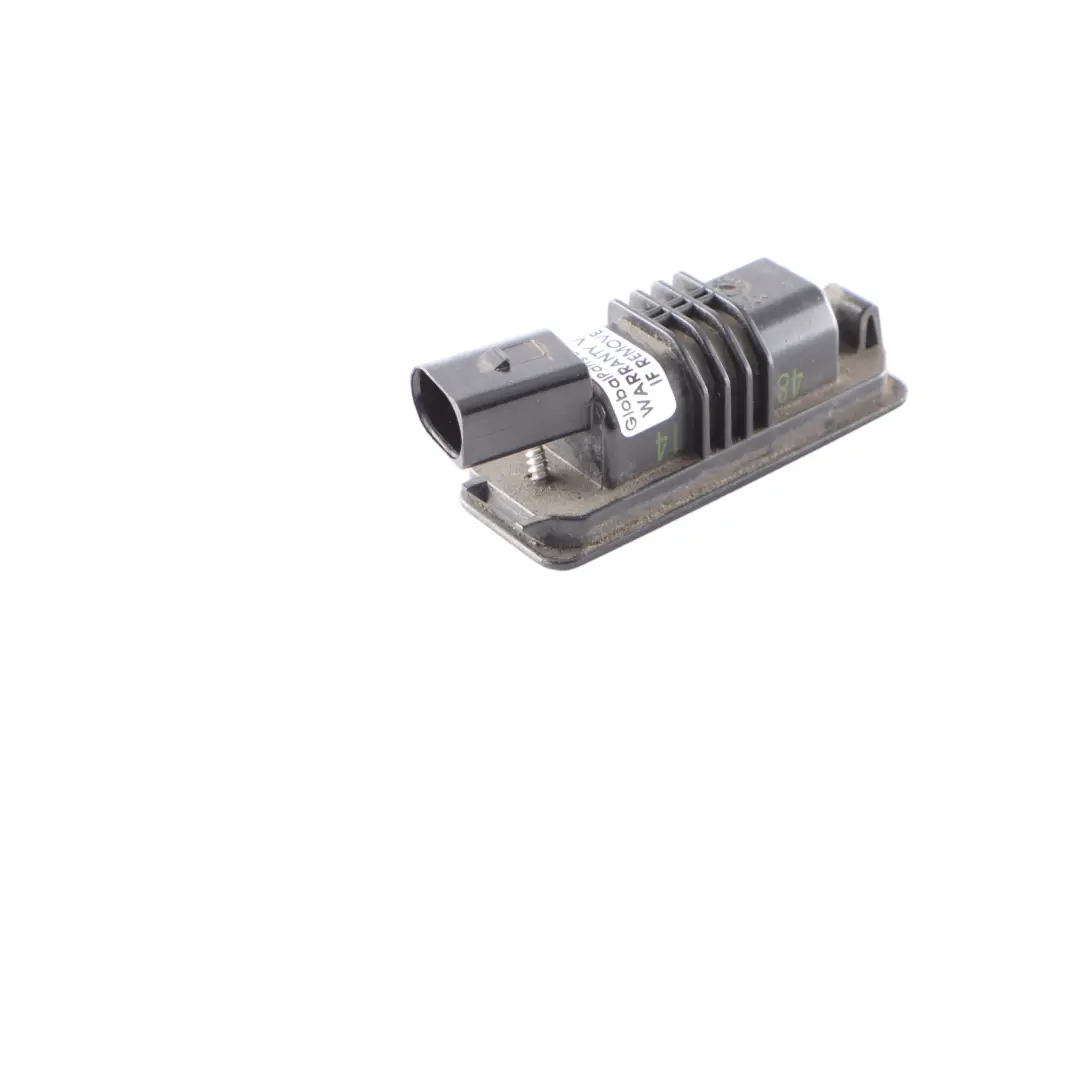 6J Plaque d'immatriculation Lampe de signalisation pour Seat Ibiza à propos du numéro de pièce 3D0943021A Seat Ibiza 6J Plaque d'immatriculation Lampe de signalisation - SKU 3D0943021A - Numéro de pièce 3D0943021A