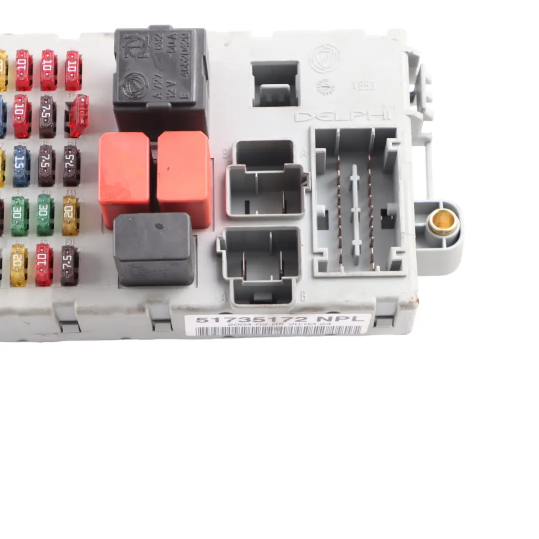 Fuse Relay Box Central Electrical Control Unit Module CPL to Fiat Doblo with Part number 40520600 Fiat Doblo Fuse Relay Box Central Electrical Control Unit Module CPL - SKU 46520600 - Part number 40520600