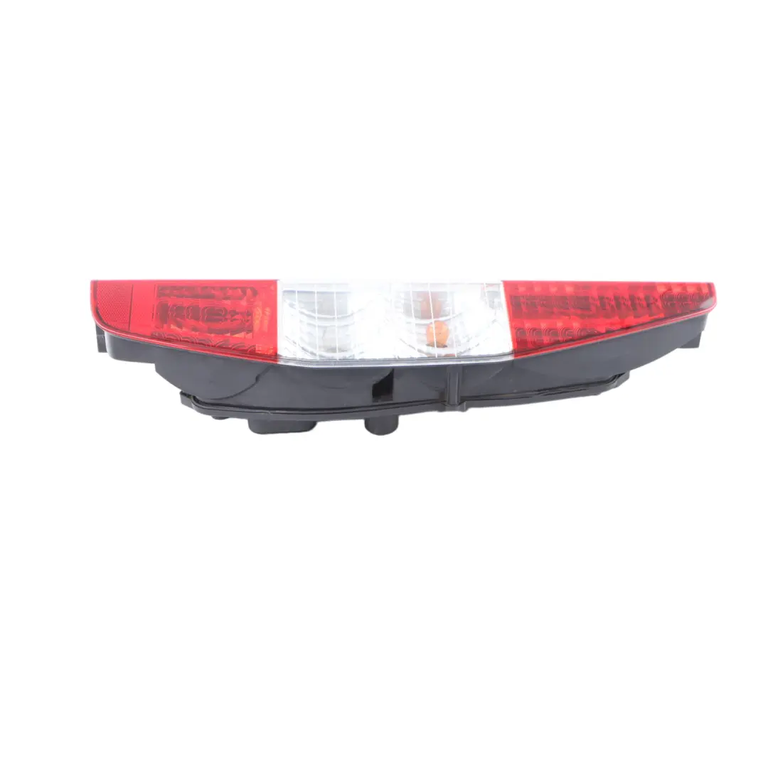 Lamp Trunk Light Right O/S Tailgate to Fiat Doblo Rear with Part number 40600748 Fiat Doblo Rear Lamp Trunk Light Right O/S Tailgate - SKU 40600748 - Part number 40600748