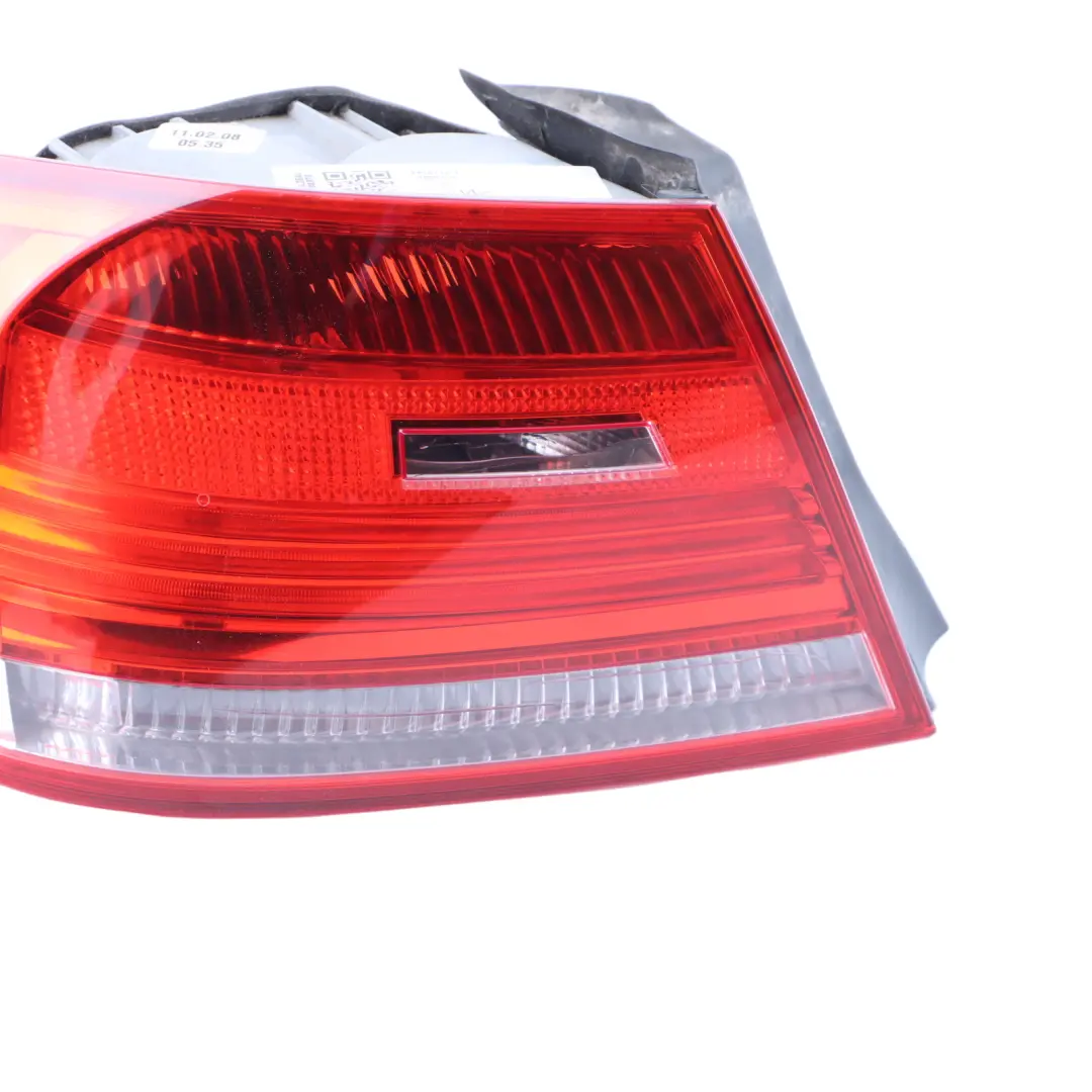BMW E92 Coupé Rear Light In The Side Panel Left N/S - SKU 4428213-1 - Part number 4428213