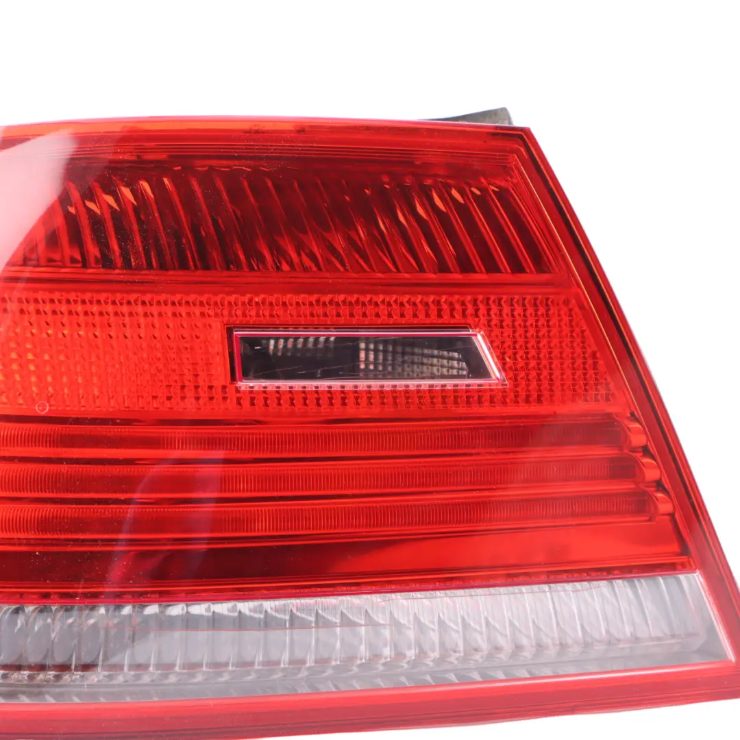 BMW E92 Coupé Rear Light In The Side Panel Left N/S - SKU 4428213-1 - Part number 4428213