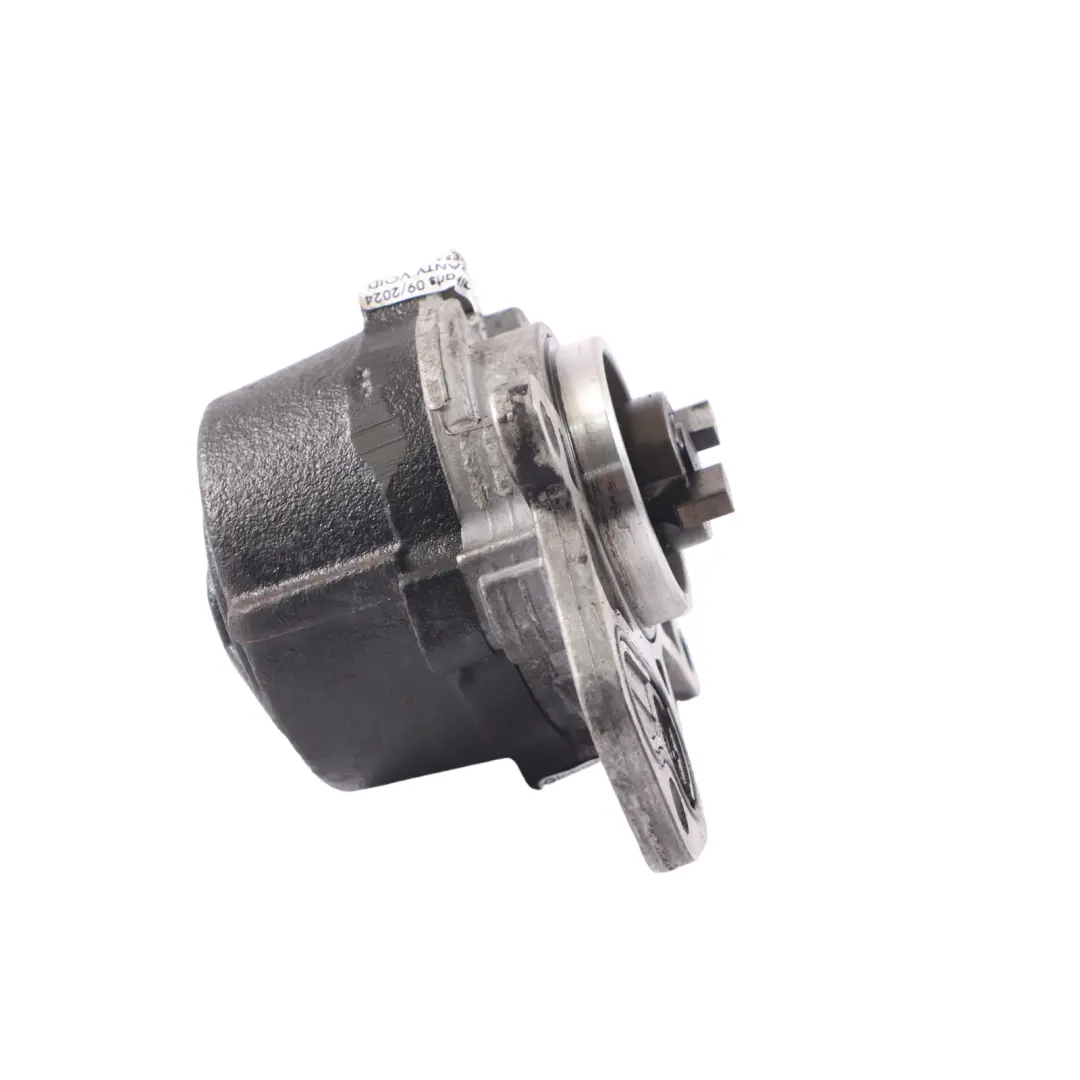 Vacuum Pump to Peugeot 206 307 Diesel with Part number 456561 Peugeot 206 307 Diesel Vacuum Pump - SKU 456561 - Part number 456561