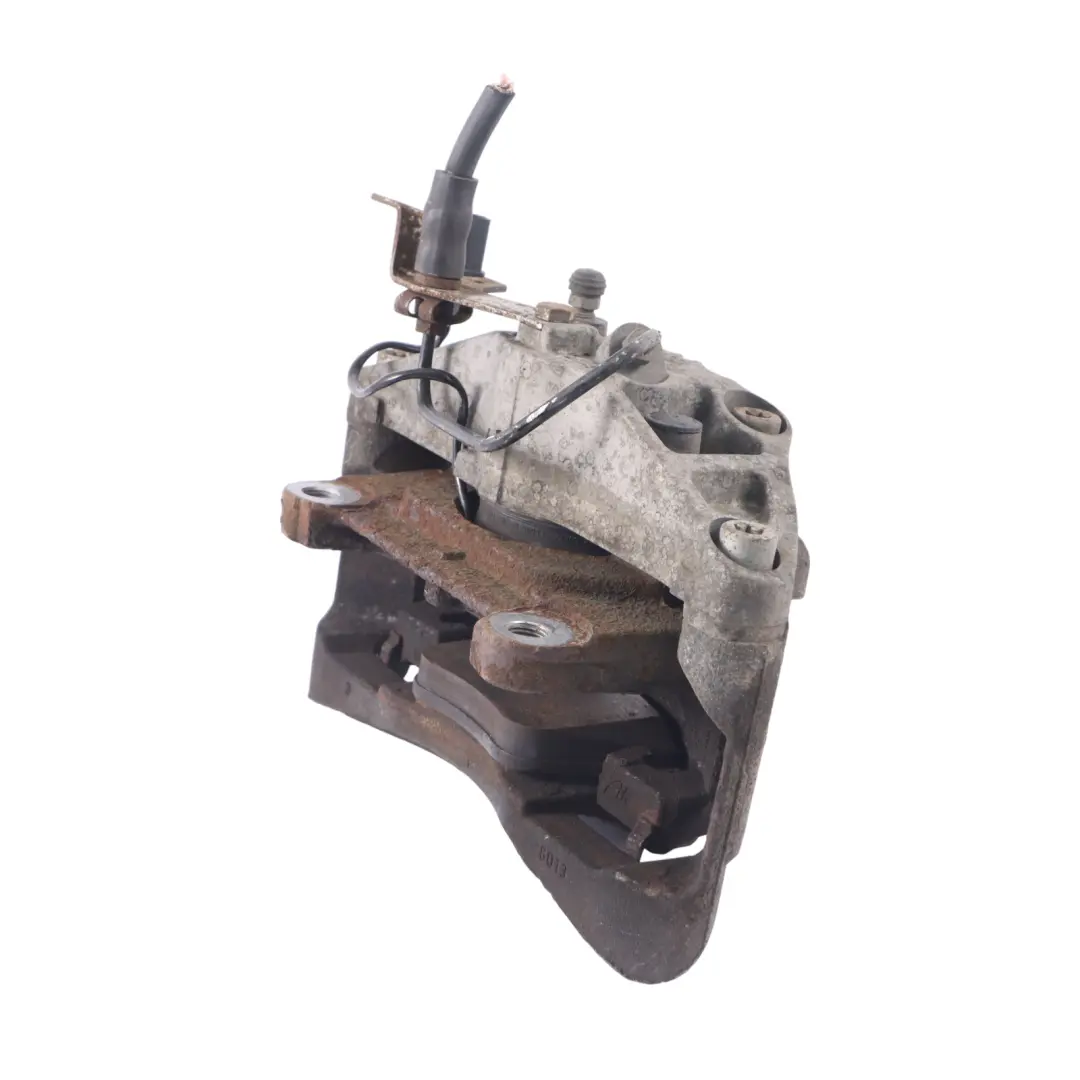 Audi A4 B7 Pinza freno anteriore destra Unità ruota - SKU 4F0615124 - Numero di parte 4F0615124