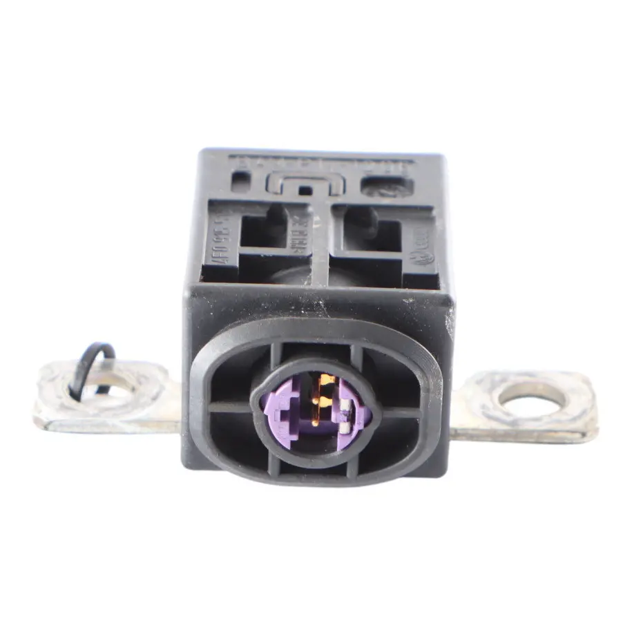 Bezpiecznik Pirotechniczny Akumulatora do Audi A4 A6 A7 A8 Q7 o numerze 4F0915519 Audi A4 A6 A7 A8 Q7 Bezpiecznik Pirotechniczny Akumulatora - SKU 4F0915519 - Numer Części 4F0915519