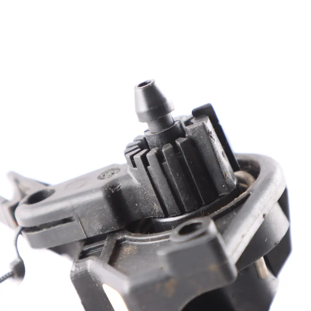 Bracket Hood Release Lever Bonnet Pull Handle to Audi A6 C6 FL with Part number 4F2823633B Audi A6 C6 FL Bracket Hood Release Lever Bonnet Pull Handle - SKU 4F2823633B - Part number 4F2823633B