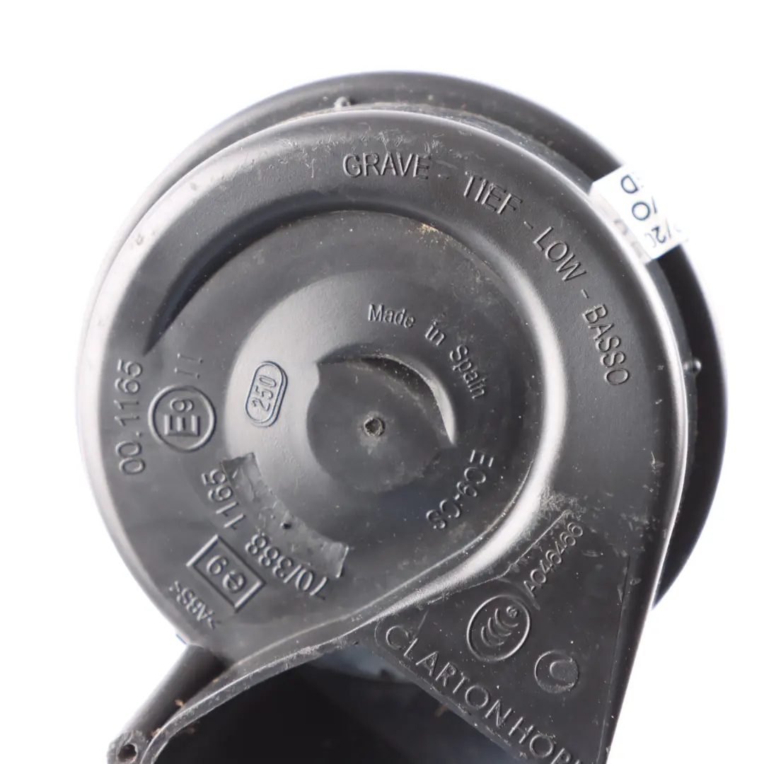 Klakson Sygnał Dźwiękowy Fanfara Niski Ton do Audi A6 C6 o numerze 4H0951221 Audi A6 C6 Klakson Sygnał Dźwiękowy Fanfara Niski Ton - SKU 4H0951221 - Numer Części 4H0951221