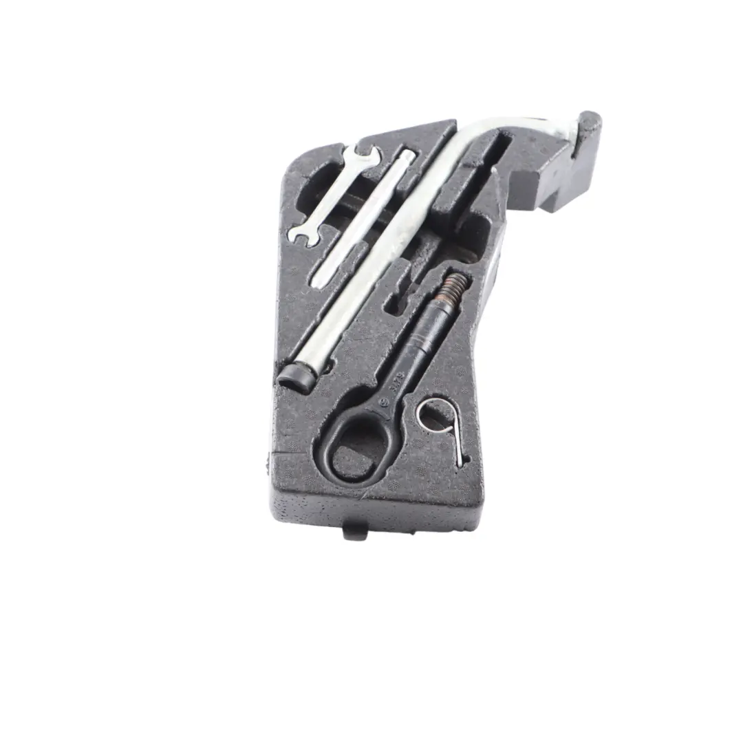 Spare Wheel Kit Emergency Tool Set Boot Trunk Lifting Jack 7L0012617A to Audi Q7 4L with Part number 4L0012113C Audi Q7 4L Spare Wheel Kit Emergency Tool Set Boot Trunk Lifting Jack 7L0012617A - SKU 4L0012113C - Part number 4L0012113C