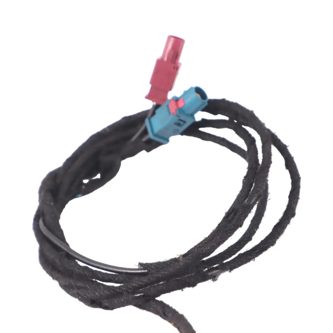 Antena Dachowa Dachu Płetwa Rekin Czarna 4L0035503F do Audi Q7 4L o numerze 4L0035503F-PHB Audi Q7 4L Antena Dachowa Dachu Płetwa Rekin Czarna 4L0035503F - SKU 4L0035503F-PHB - Numer Części 4L0035503F-PHB