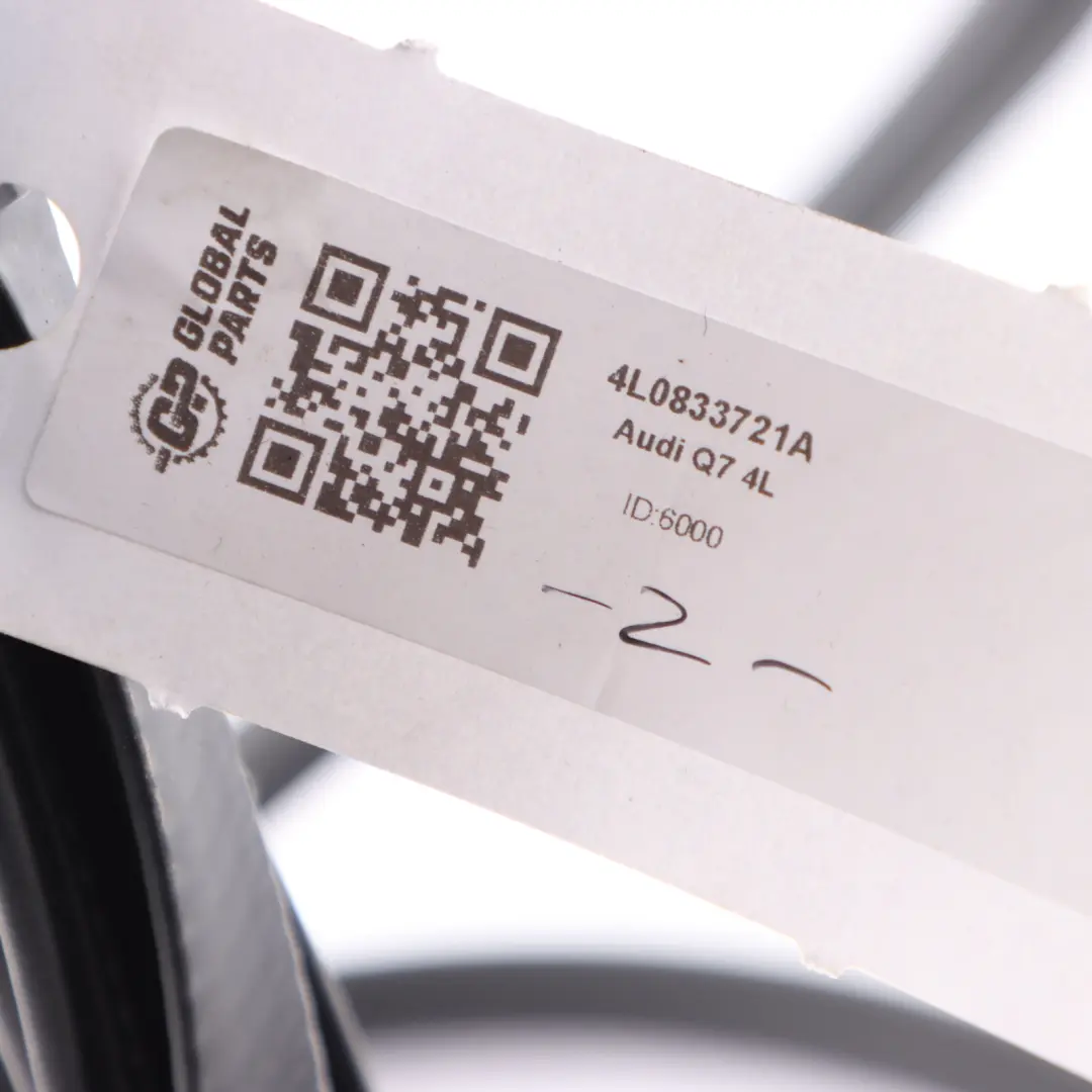Audi Q7 4L Uszczelka Drzwi Lewa Prawa - SKU 4L0833721A - Numer Części 4L0833721A