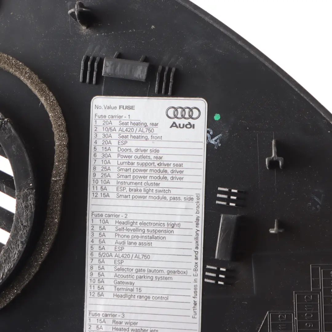 Audi Q7 4L Salpicadero Derecha Embellecedor Conductor Extremo Negro - SKU 4L0857086 - Número de pieza 4L0857086