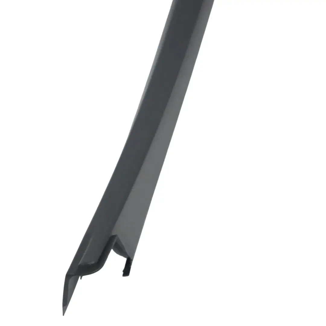 Garniture Cadre Porte Arrière Rail Guidage Droit pour Audi Q7 4L à propos du numéro de pièce 4L0867672 Audi Q7 4L Garniture Cadre Porte Arrière Rail Guidage Droit - SKU 4L0867672 - Numéro de pièce 4L0867672