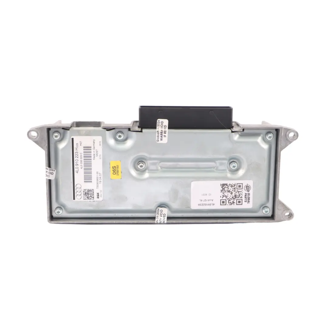 Audi Q7 4L Audio Amplifier Sound System Unit Module ECU - SKU 4L0910223H - Part number 4L0910223H