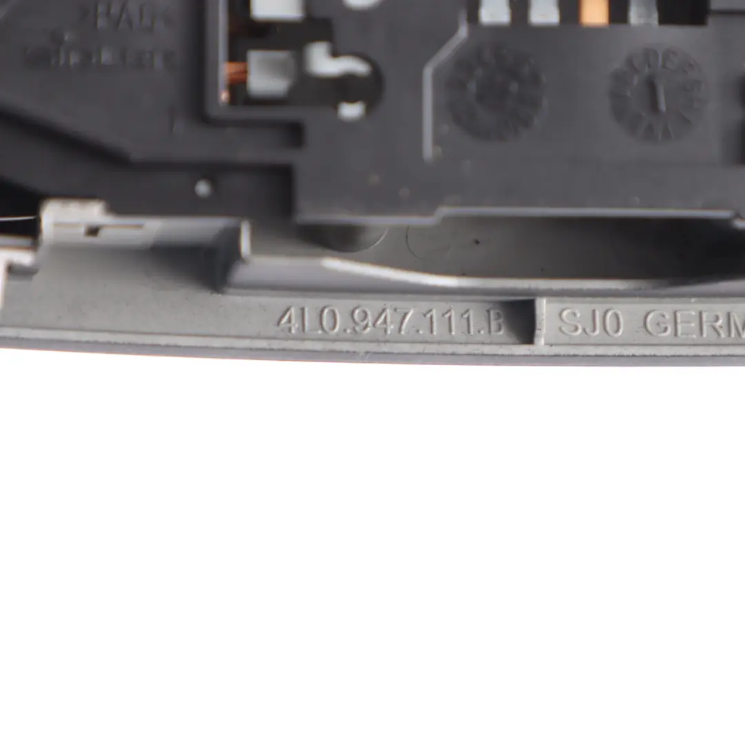 Audi Q7 4L Innenraum Dach Leselicht Komfort Panel Lampe Hinten - SKU 4L0947111B - Teilenummer 4L0947111B