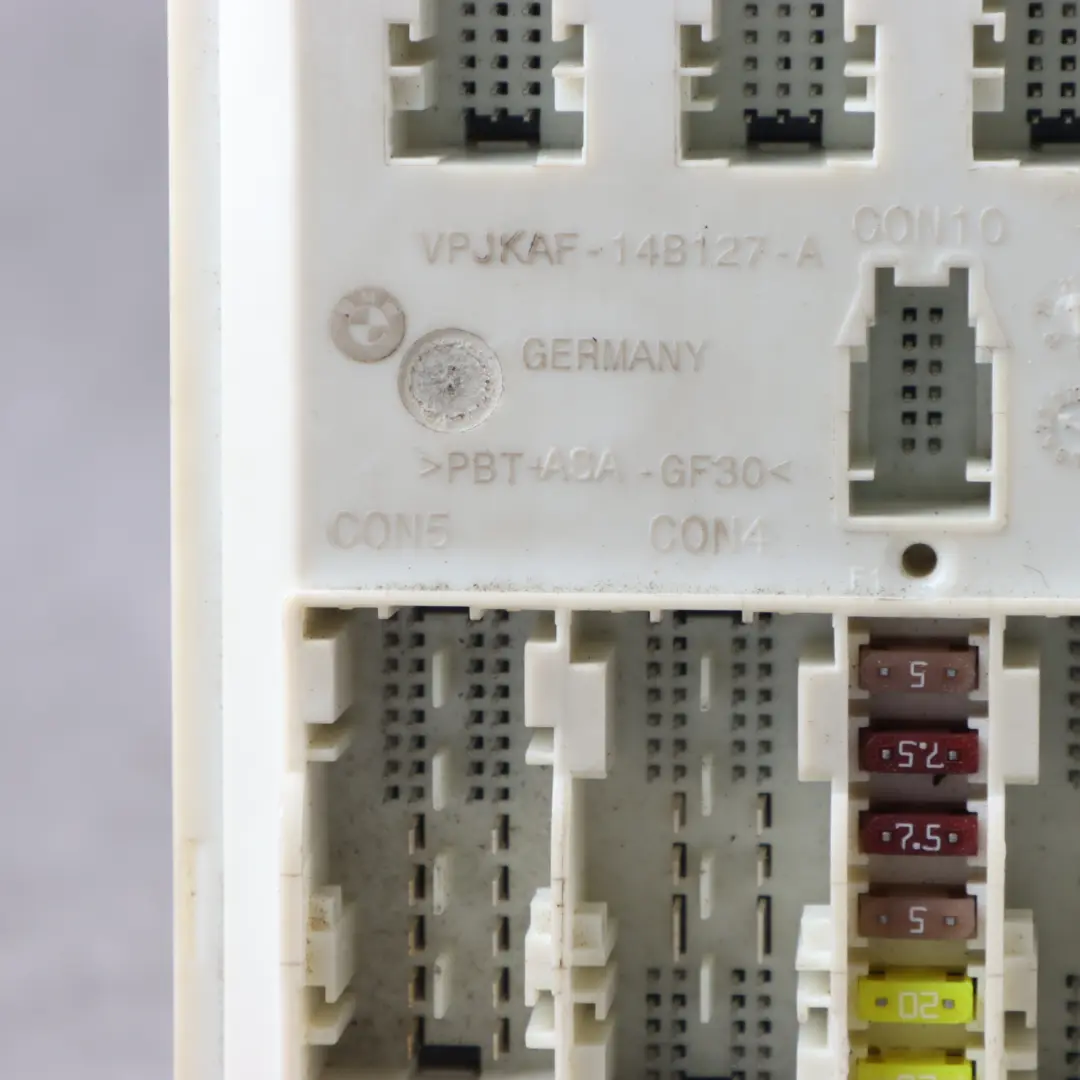 FEM Body Module Control Unit ECU BDC-03 to BMW G20 BCM with Part number 5A53371 BMW G20 BCM FEM Body Module Control Unit ECU BDC-03 - SKU 5A53371 - Part number 5A53371