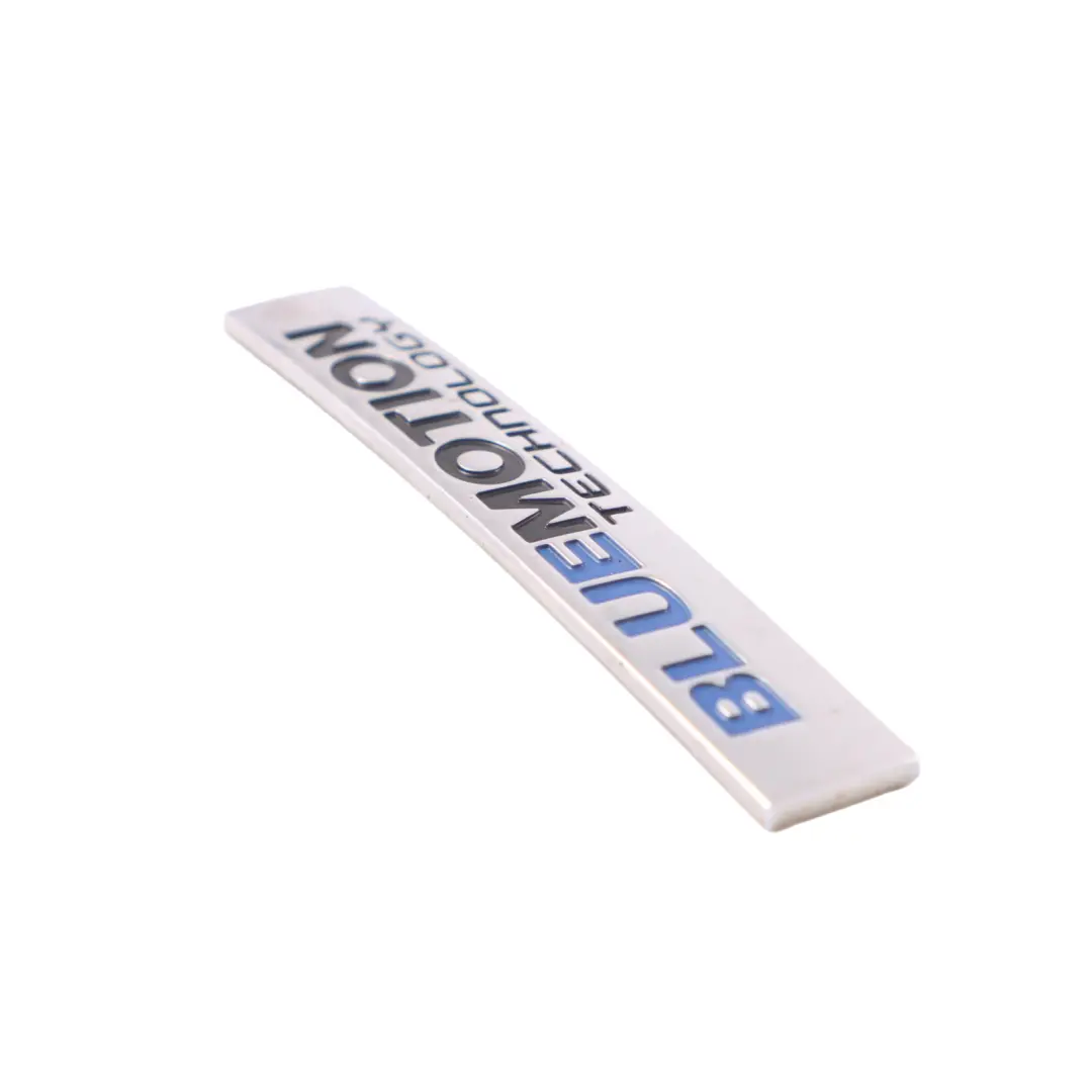VW Golf 5G Portellone posteriore Bootlid BLUEMOTION Badge Emblema - SKU 5G0853675M - Numero di parte 5G0853675M