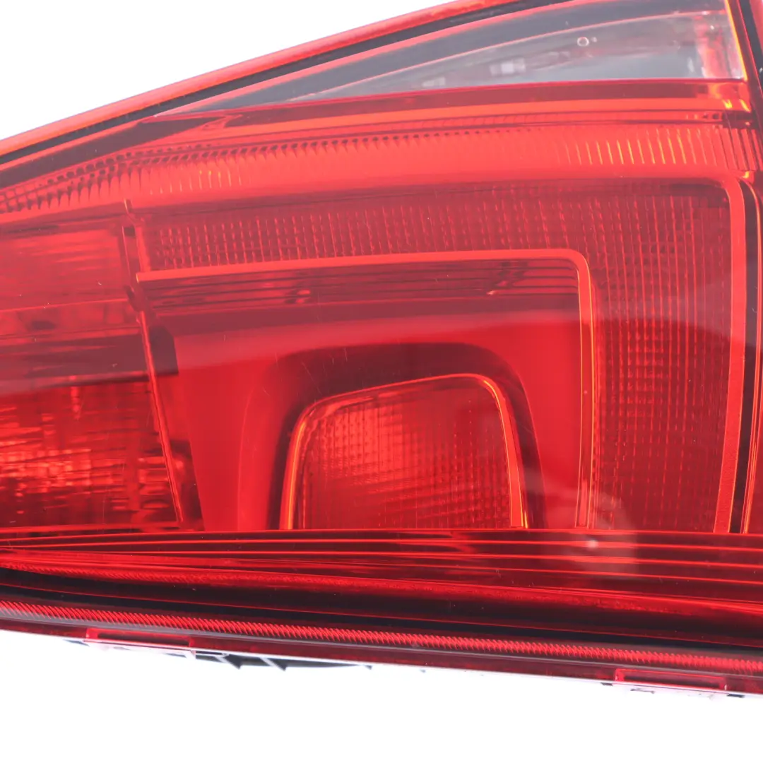 5G Lampa Klapy Bagażnika Lewa Tylna Tył do Volkswagen Golf o numerze 5G0945093AD Volkswagen Golf 5G Lampa Klapy Bagażnika Lewa Tylna Tył - SKU 5G0945093AD - Numer Części 5G0945093AD