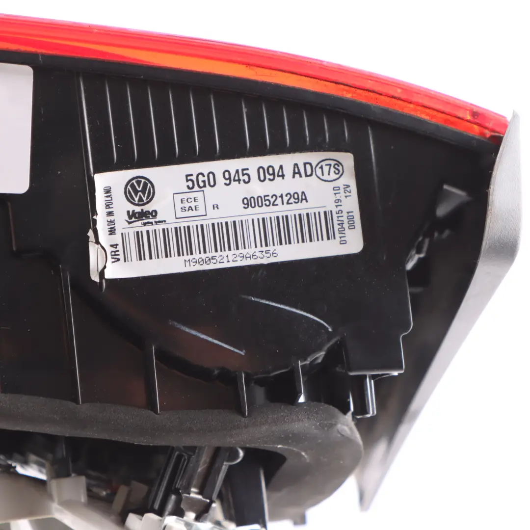 Volkswagen Golf 5G Luz Trasera Trasera Derecha - SKU 5G0945094AD - Número de pieza 5G0945094AD
