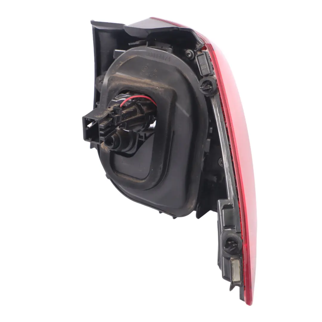 5G Luz Trasera Izquierda para Volkswagen Golf con número de pieza 5G0945095M Volkswagen Golf 5G Luz Trasera Izquierda - SKU 5G0945095M - Número de pieza 5G0945095M