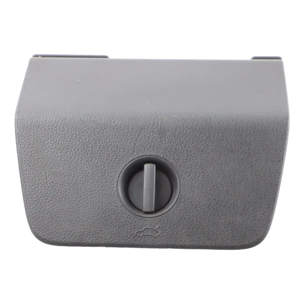 5G Boot Heckklappe Kofferraum Abdeckung Panel Trim für Volkswagen Golf mit Teilenummer 5G6860285 Volkswagen Golf 5G Boot Heckklappe Kofferraum Abdeckung Panel Trim - SKU 5G6860285 - Teilenummer 5G6860285