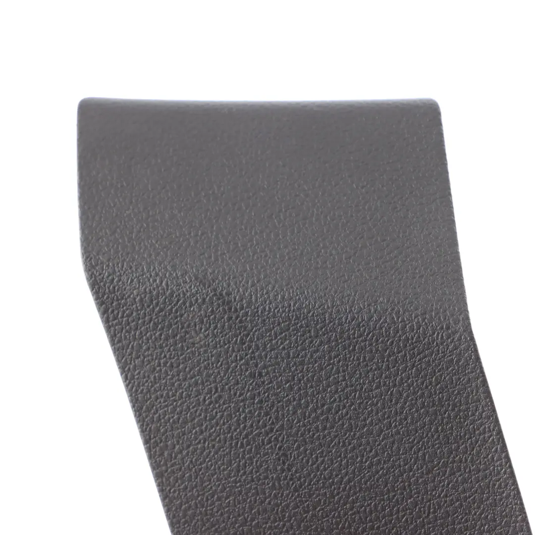 Volkswagen Golf 5G Mk7 Luz Trasera Tapa Bombilla Izquierda - SKU 5G6867657 - Número de pieza 5G6867657