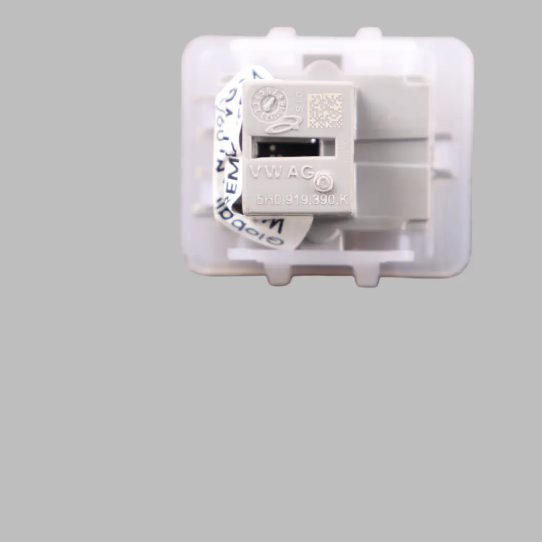 Mk8 Hintere Innenleuchte Lampe LED Links Rechts für Volkswagen Golf mit Teilenummer 5H0919390K Volkswagen Golf Mk8 Hintere Innenleuchte Lampe LED Links Rechts - SKU 5H0919390K - Teilenummer 5H0919390K