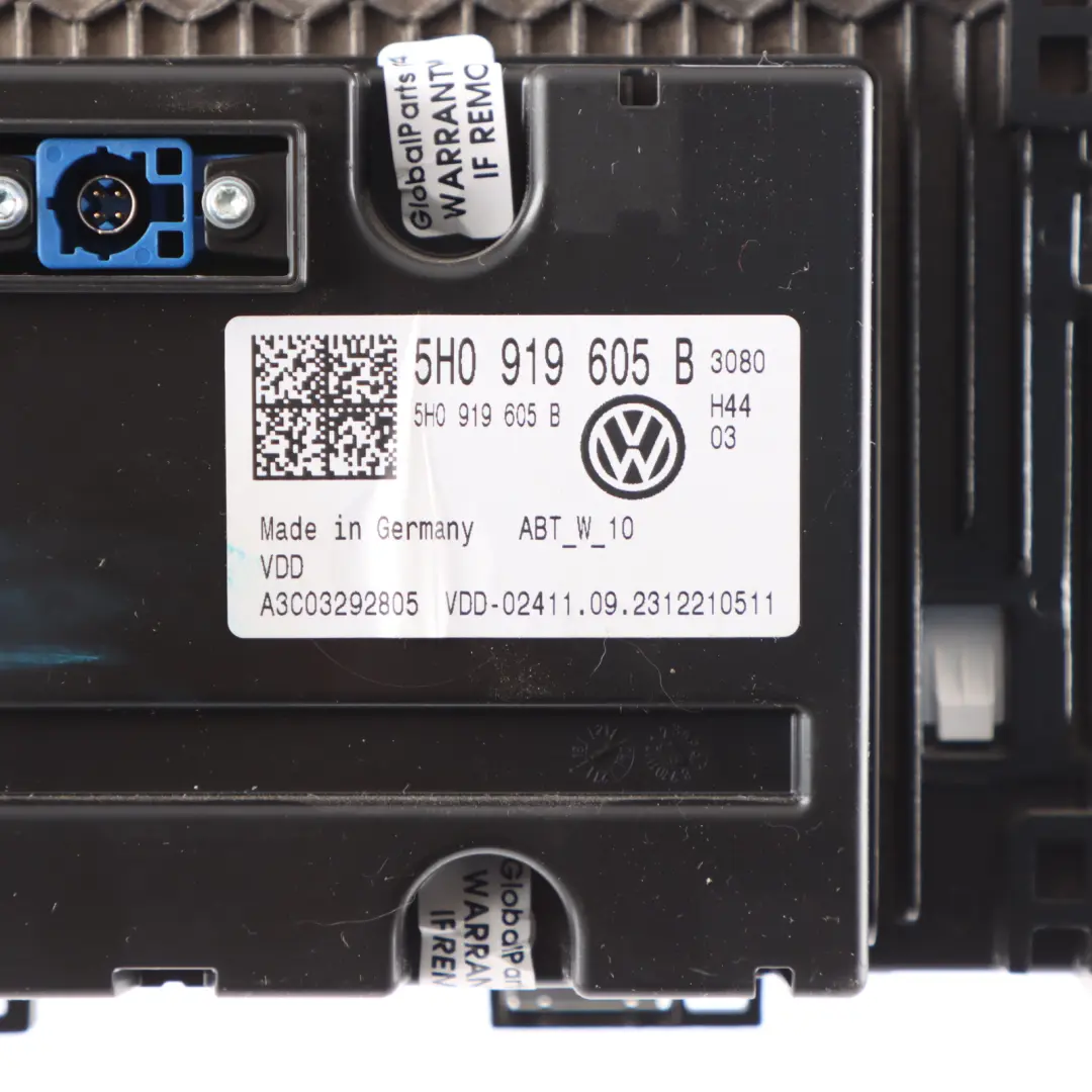 Multimedia Display Screen Radio Sat Nav Head Unit 5H0919605B to Volkswagen GOLF CD1 with Part number 5H0919605B-1 Volkswagen GOLF CD1 Multimedia Display Screen Radio Sat Nav Head Unit 5H0919605B - SKU 5H0919605B-1 - Part number 5H0919605B-1