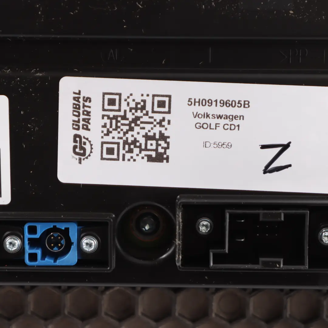 Multimedia Display Screen Radio Sat Nav Head Unit to Volkswagen GOLF CD1 with Part number 5H0919605B Volkswagen GOLF CD1 Multimedia Display Screen Radio Sat Nav Head Unit - SKU 5H0919605B - Part number 5H0919605B