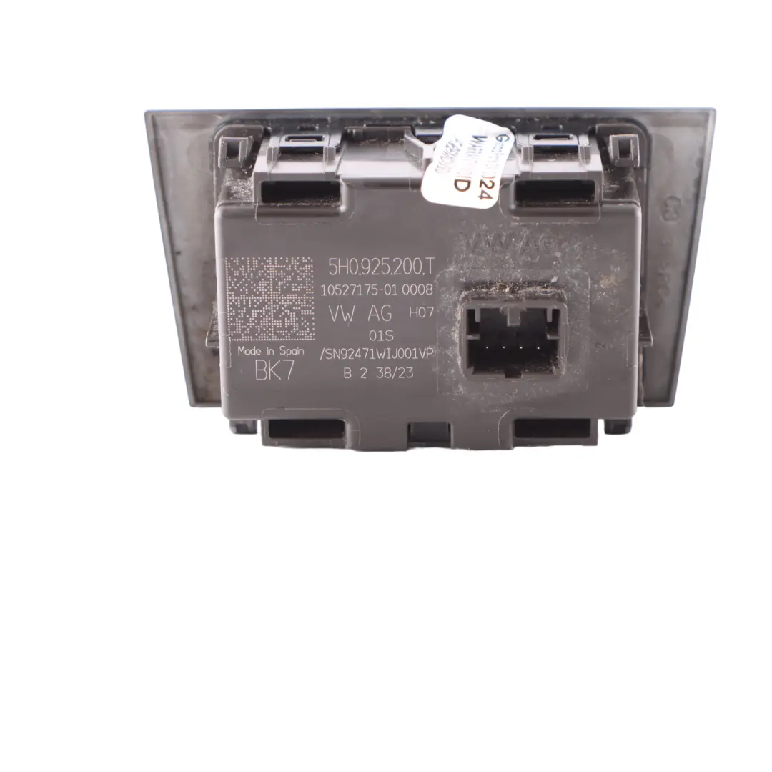VW Volkswagen Golf Mk8 Hazard Warning Triangle Light Button Switch - SKU 5H0925200T - Part number 5H0925200T