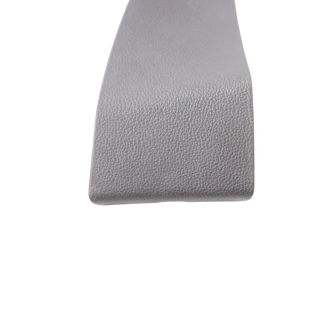 Panneau Garniture Coffre Intérieur Droit Noir 5H6867602 pour Volkswagen Golf CD1 à propos du numéro de pièce 5H6867748 Volkswagen Golf CD1 Panneau Garniture Coffre Intérieur Droit Noir 5H6867602 - SKU 5H6867748 - Numéro de pièce 5H6867748