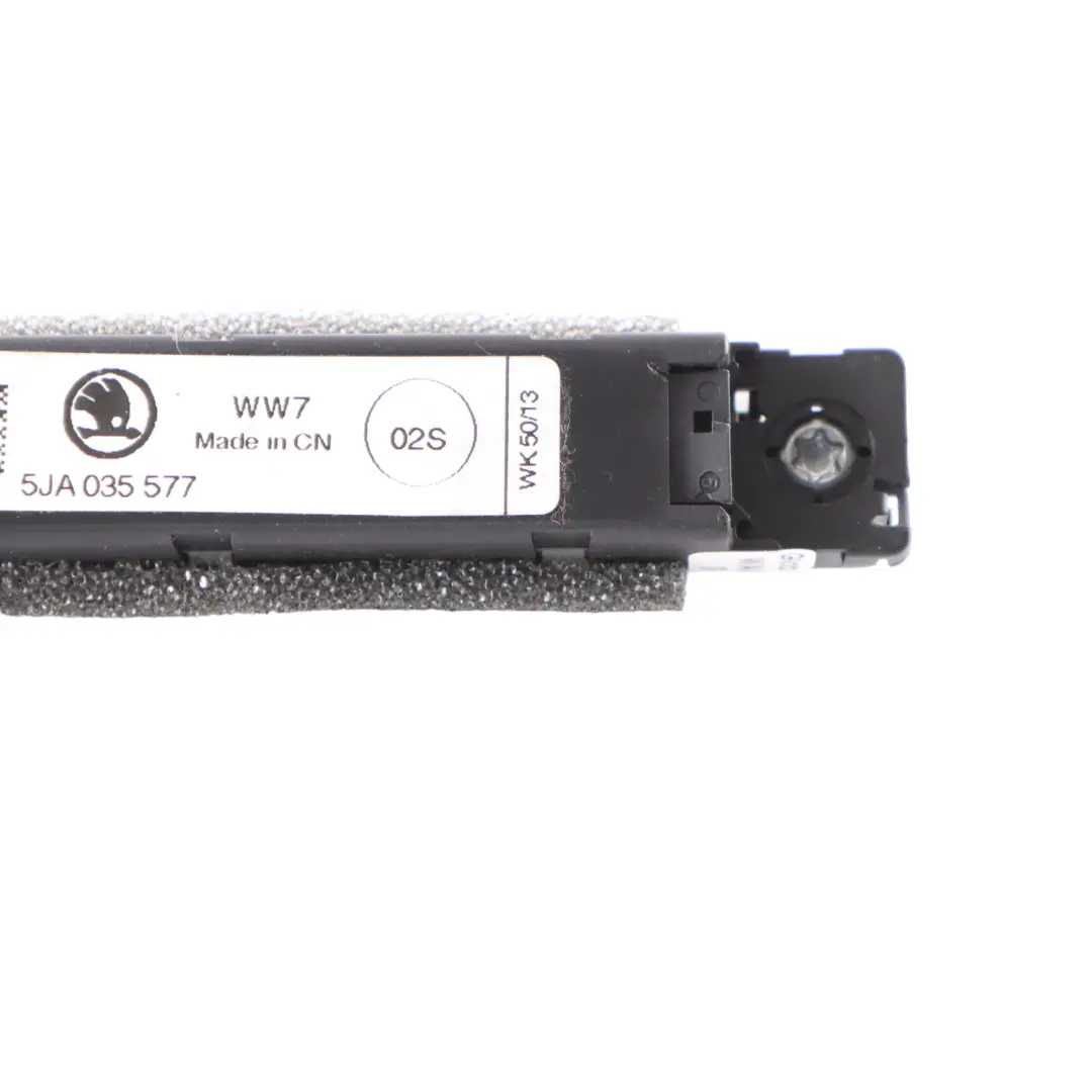  Amplifier Seat Toledo Skoda Rapid Volkswagen Polo 6R Antenna Module - SKU 5JA035577 - Part number 5JA035577