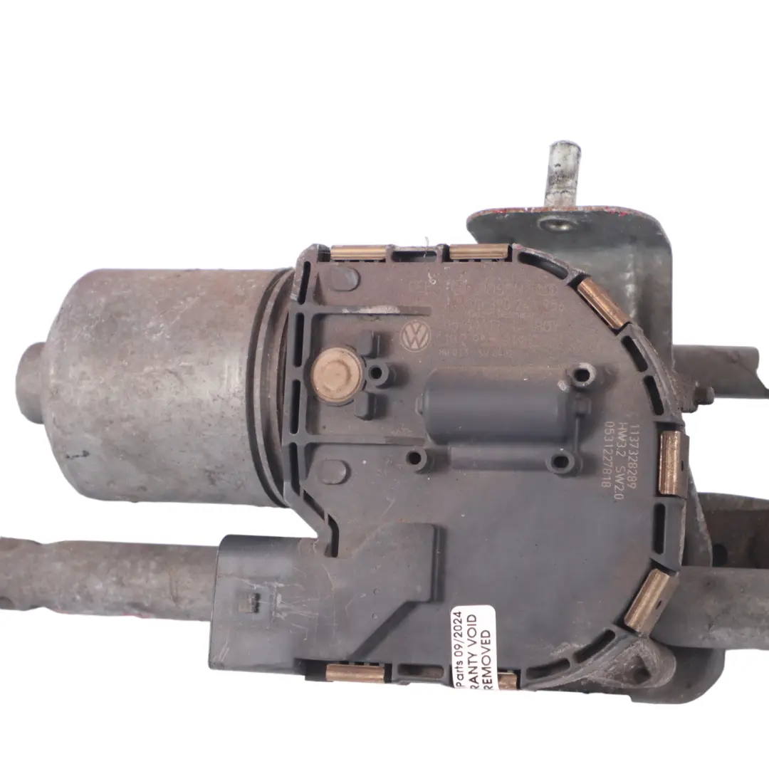 1K Front Window Wiper Motor Assembly to Volkswagen Golf with Part number 5K2955601 Volkswagen Golf 1K Front Window Wiper Motor Assembly - SKU 5K2955601 - Part number 5K2955601