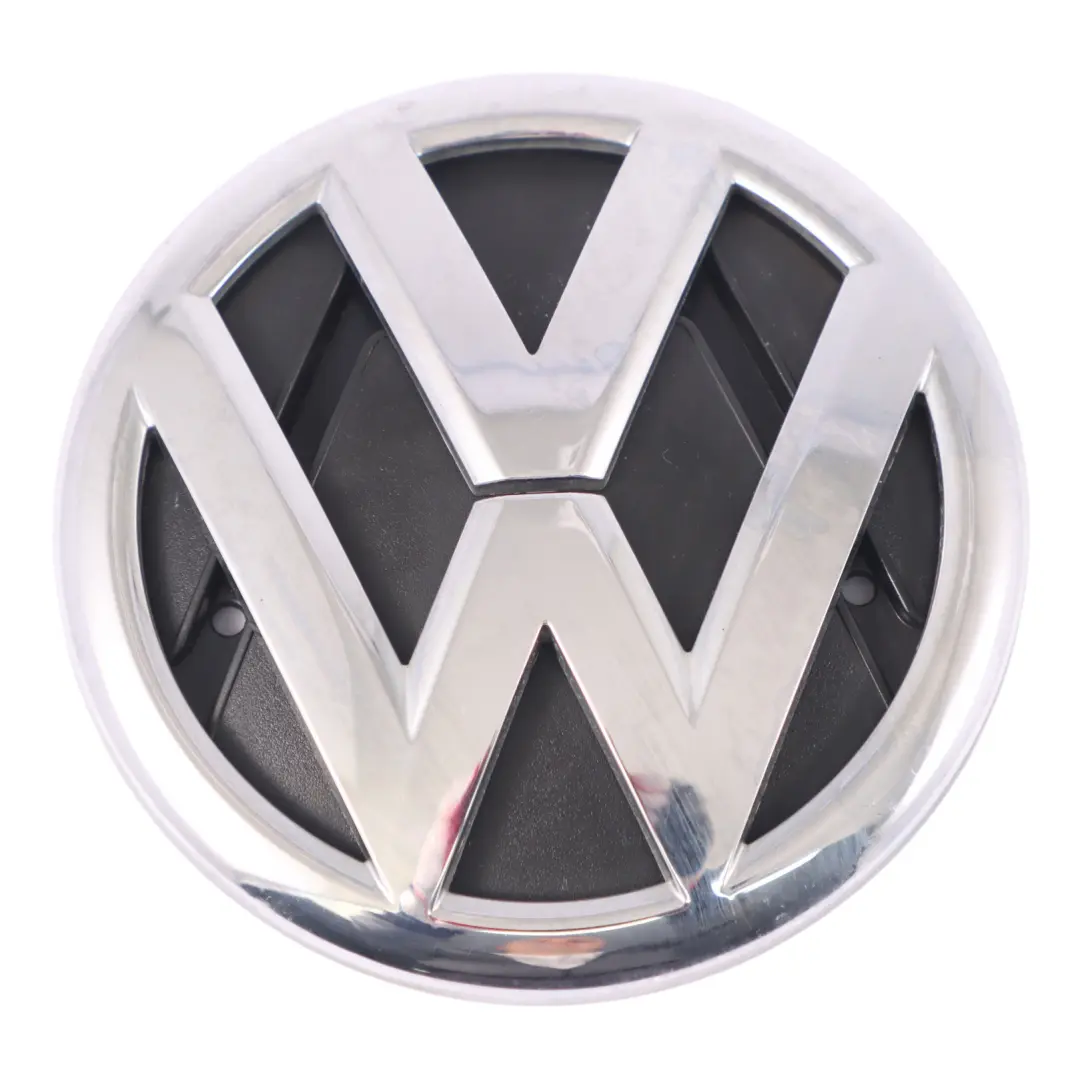 Volkswagen Passat B7 Emblema del Bagagliaio Posteriore Coperchio - SKU 5M0853630D - Numero di parte 5M0853630D