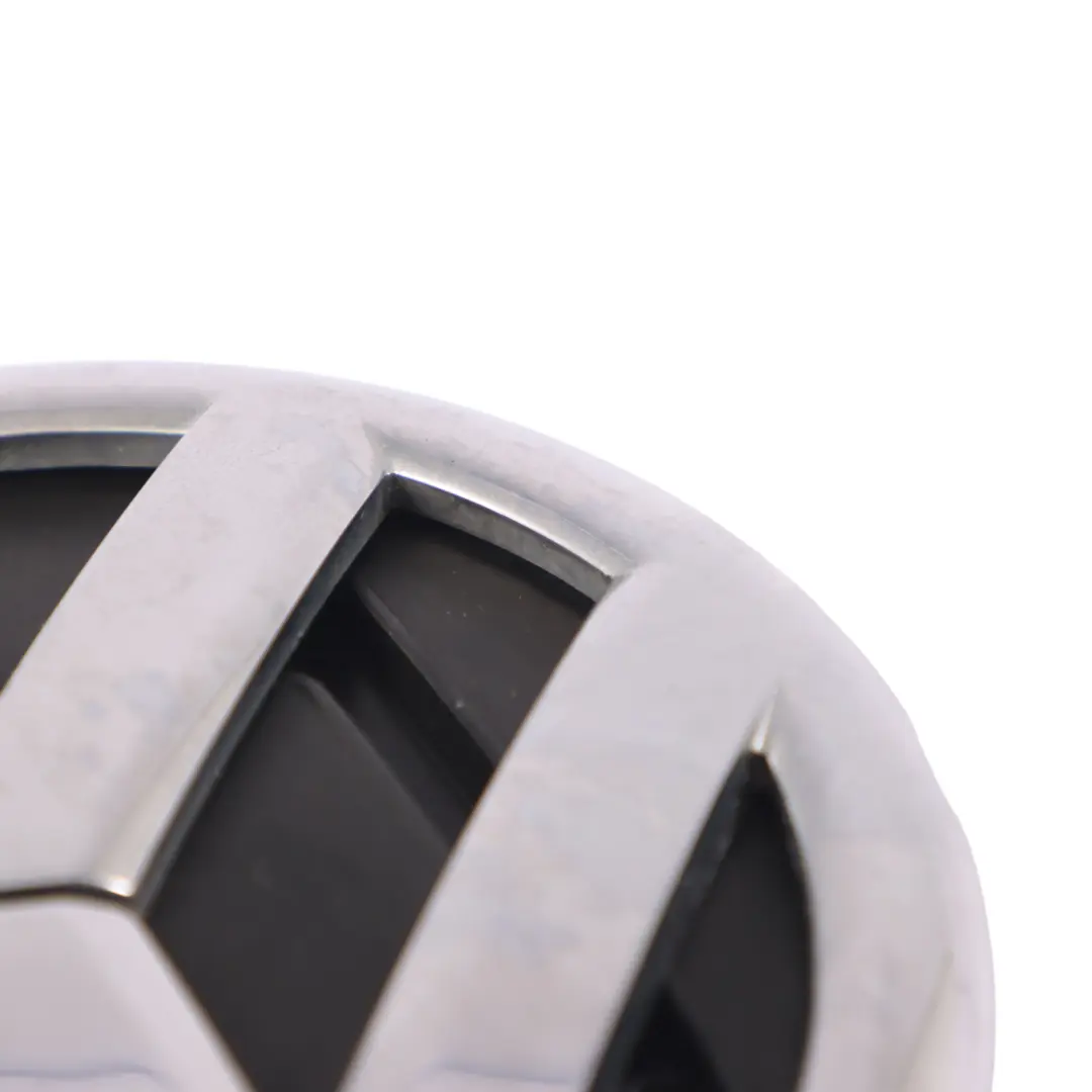 Volkswagen Passat B7 Znaczek Logo Emblemat Klapy Bagażnika - SKU 5M0853630D - Numer Części 5M0853630D