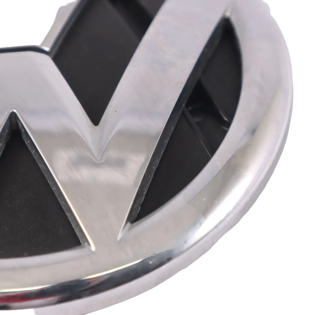 Emblema Maletero Tapa Trasera Portón Trasero para Volkswagen Passat B7 con número de pieza 5M0853630D Volkswagen Passat B7 Emblema Maletero Tapa Trasera Portón Trasero - SKU 5M0853630D - Número de pieza 5M0853630D