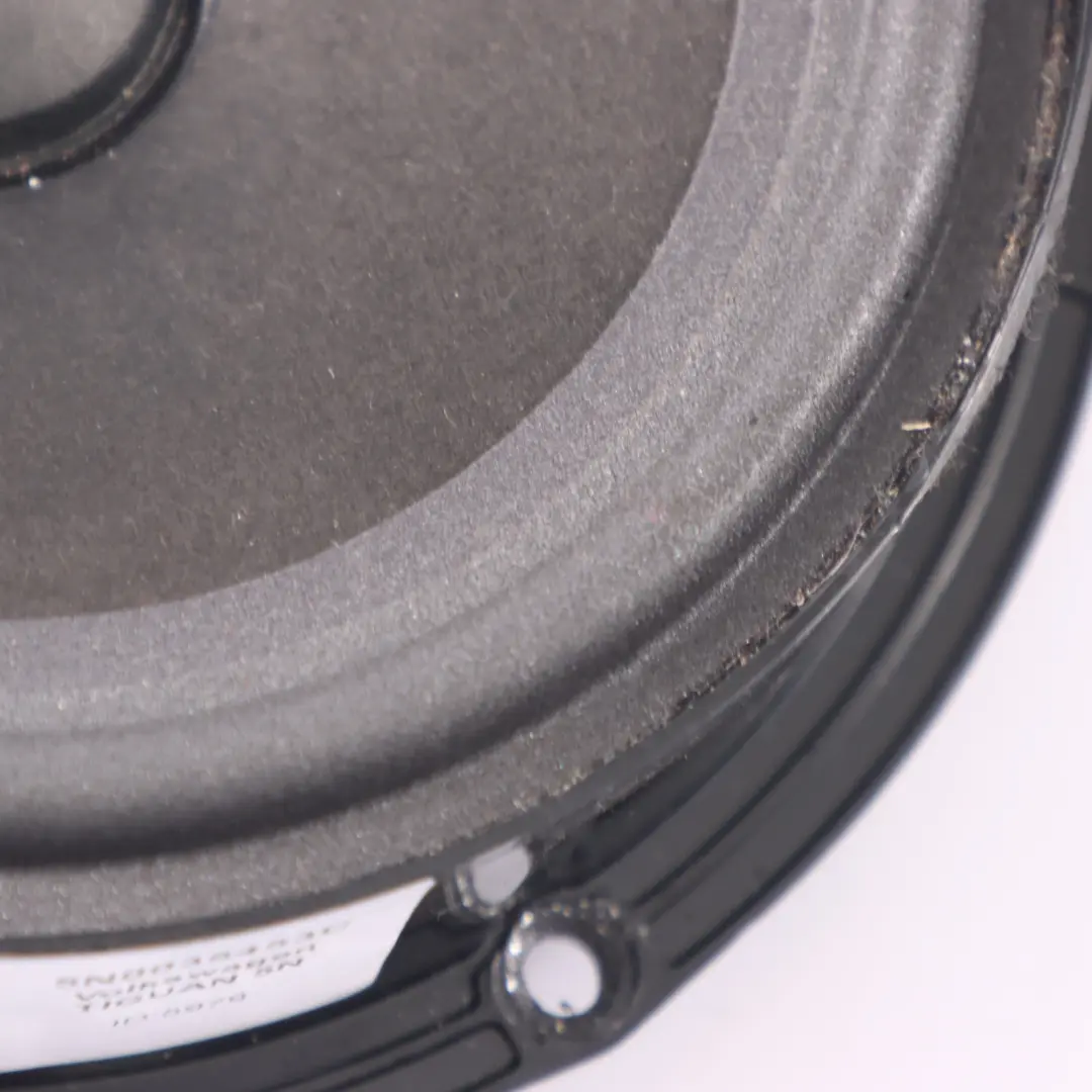 Altavoz Puerta Trasera Izquierda Derecha para Volkswagen VW Tiguan 5N con número de pieza 5N0035453C Volkswagen VW Tiguan 5N Altavoz Puerta Trasera Izquierda Derecha - SKU 5N0035453C - Número de pieza 5N0035453C