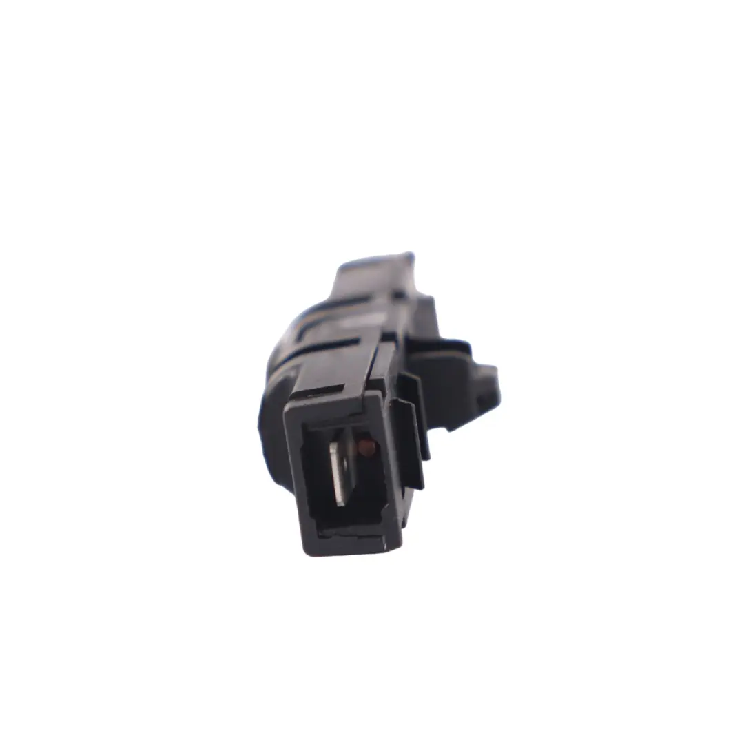 Volkswagen Tiguan 5N Antenna Interference Filter Amplifier - SKU 5N0035570A - Part number 5N0035570A