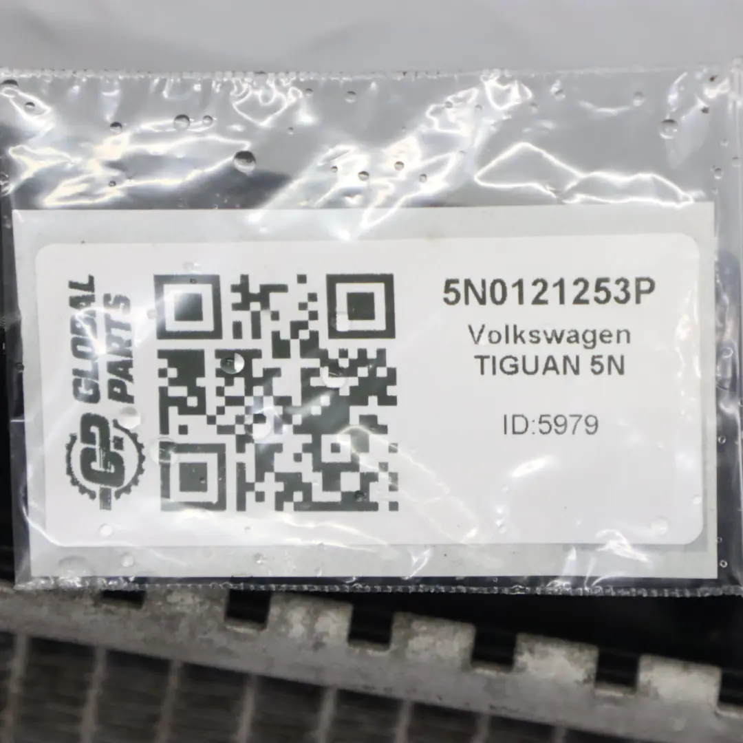Chłodnica Wody do Volkswagen Tiguan 5N o numerze 5N0121253P Volkswagen Tiguan 5N Chłodnica Wody - SKU 5N0121253P - Numer Części 5N0121253P