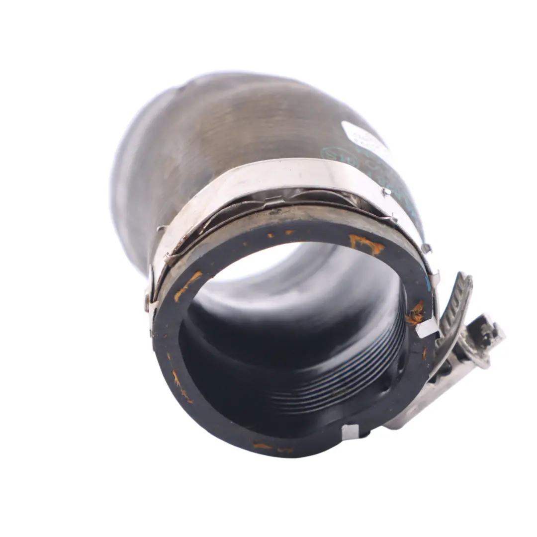 CFFB Tuyau Turbo Refroidisseur Intermédiaire pour VW Tiguan 5N 2.0 TDI à propos du numéro de pièce 5N0145828F VW Tiguan 5N 2.0 TDI CFFB Tuyau Turbo Refroidisseur Intermédiaire - SKU 5N0145828F - Numéro de pièce 5N0145828F