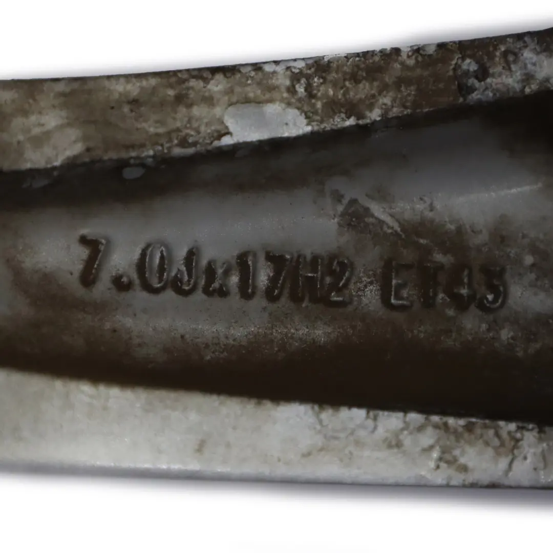 Srebrna Felga Aluminiowa 17" ET:43 7J 5N0601025AH do Volkswagen Tiguan 5N o numerze 5N0601025AH-1 Volkswagen Tiguan 5N Srebrna Felga Aluminiowa 17" ET:43 7J 5N0601025AH - SKU 5N0601025AH-1 - Numer Części 5N0601025AH-1